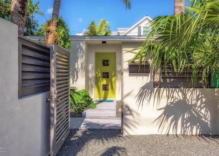 Midtown Mosaic By Last Key Realty Key West